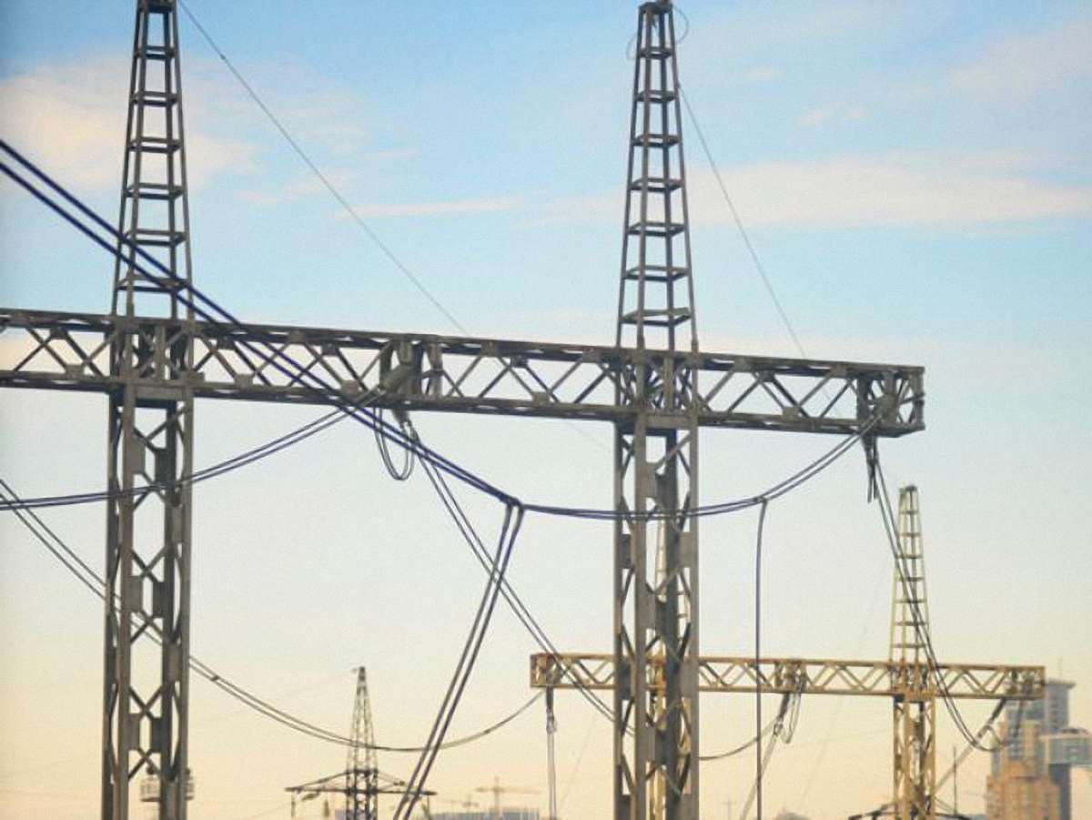 Росіяни купили контрольні пакети двох українських обленерго