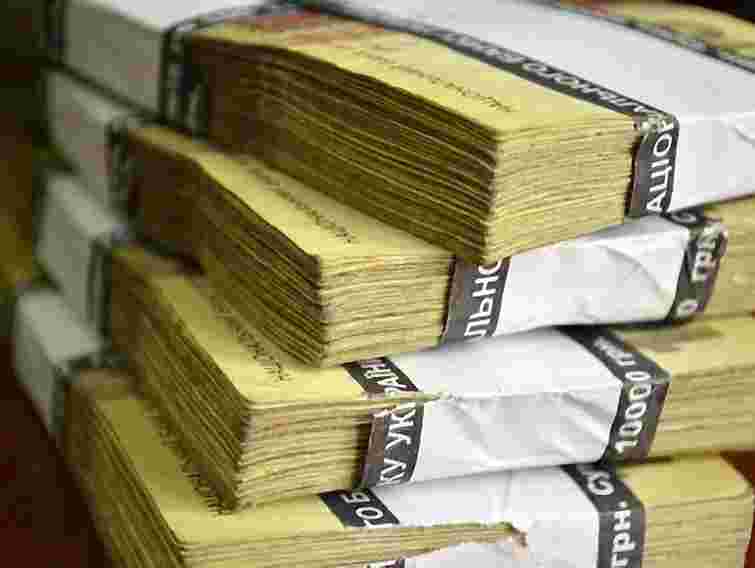 У Львові затримали чоловіка, який ніс у сумці крадених 600 тис. грн