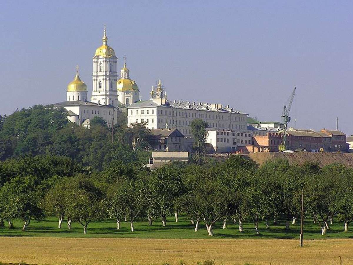 У Почаївській лаврі не толерантні до українськомовних, - єпископ