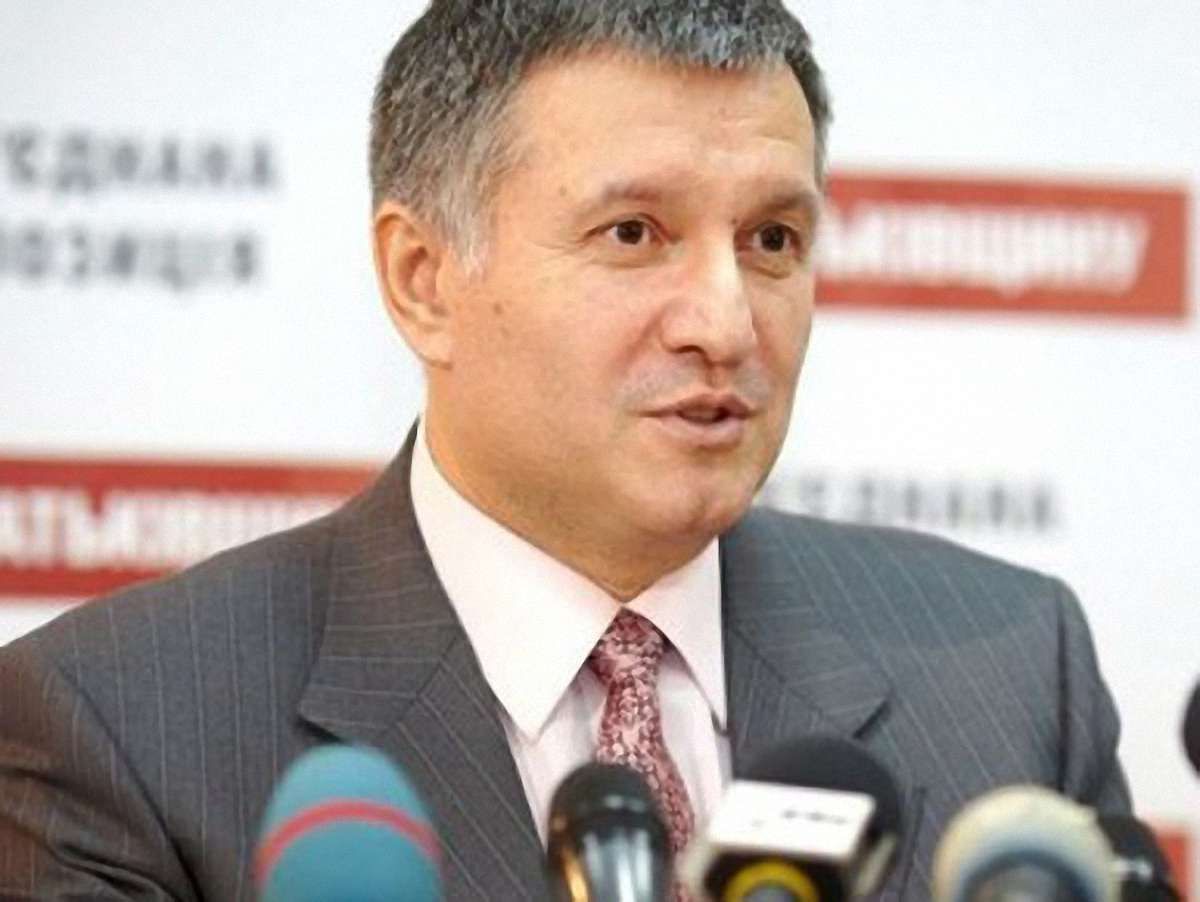Опозиція ще не знає, чи блокуватиме Раду через Власенка
