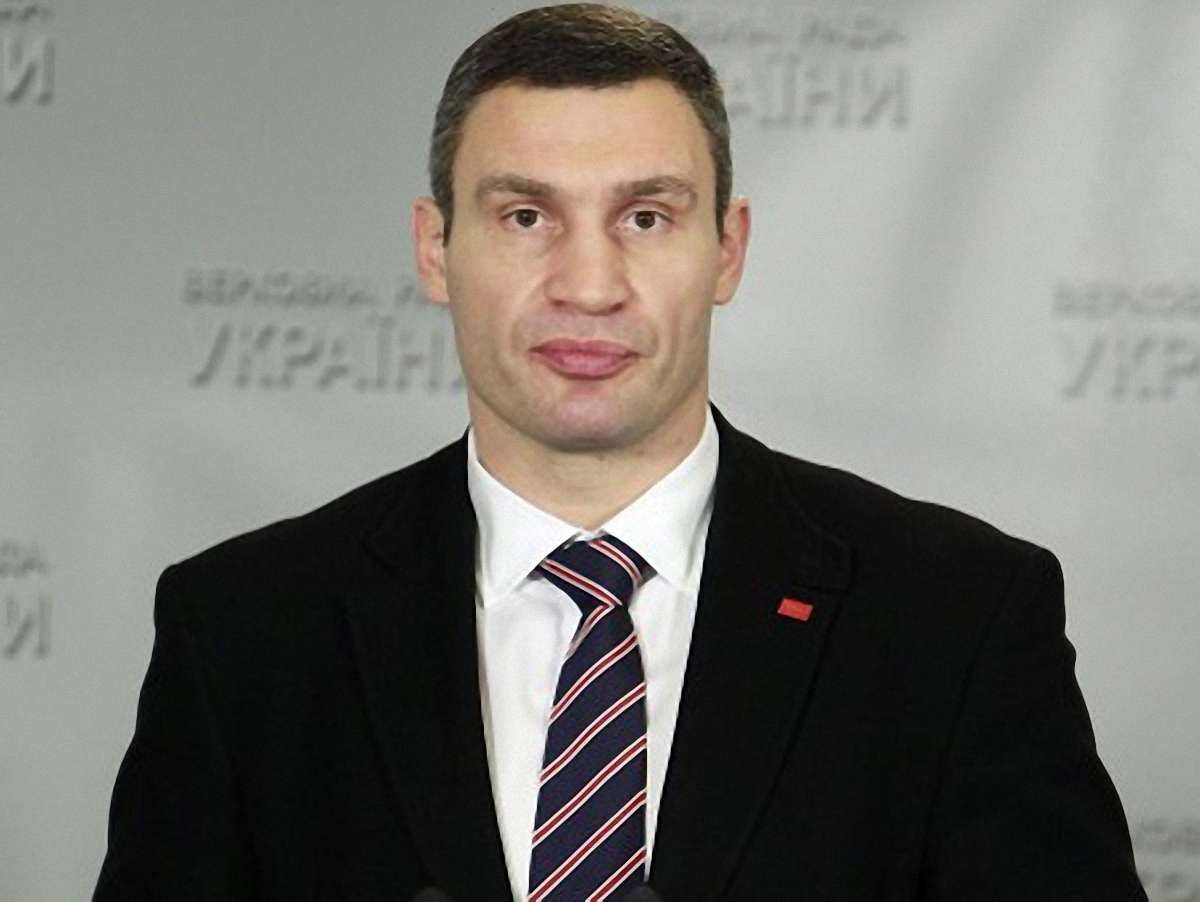 Кличко хоче знати, для чого літав Янукович в Росію