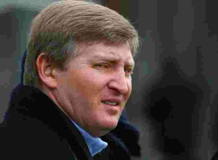 Французькі депутати вимагають не пускати в ЄС «спонсорів» української влади