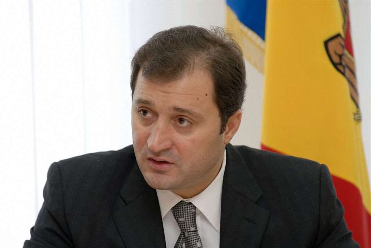 Через корупцію парламент Молдови відправив уряд у відставку