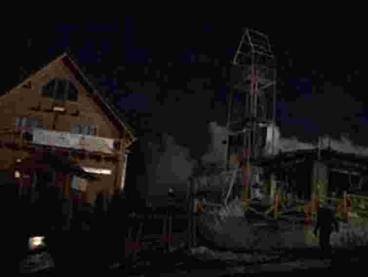 На Буковині згорів готель «Карпатська зірка»