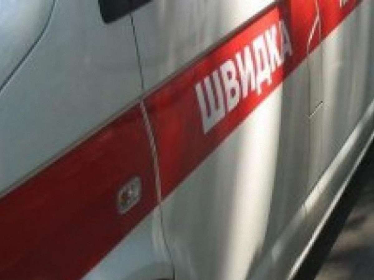 Вертоліт і авта, що стояли на Львівській митниці, передали «швидкій»