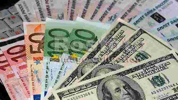 Банки в лютому продали українцям валюти на $1,3 млрд