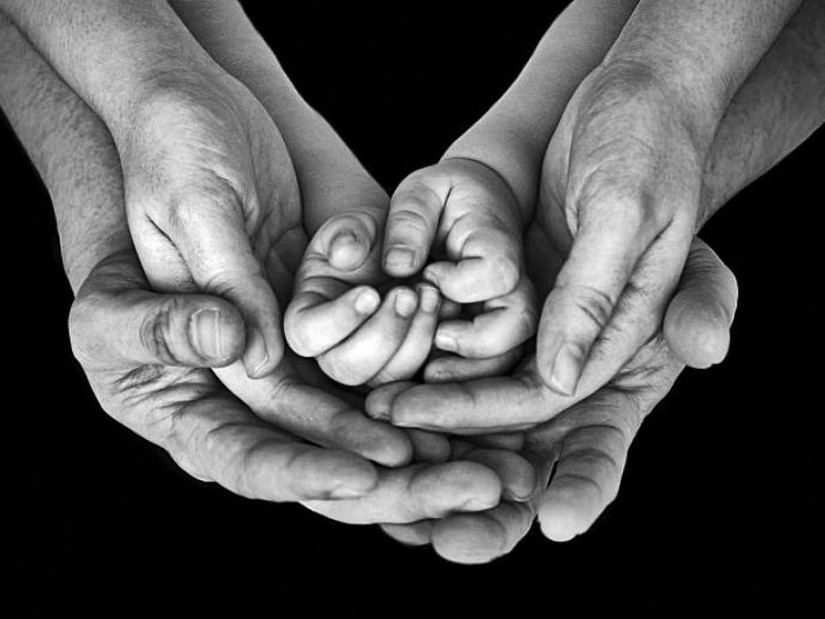 31 сім’я бажає всиновити львівських дітей
