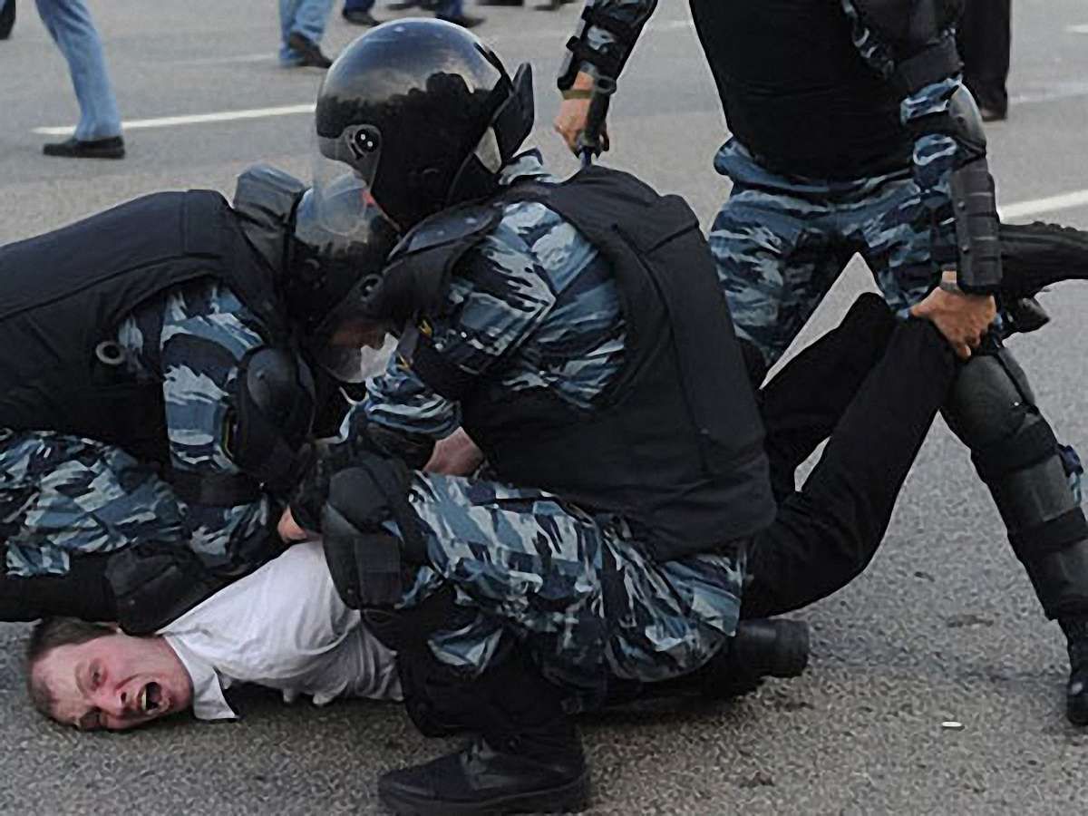 Гнильний запах «болотної справи»: на замітку українській опозиції
