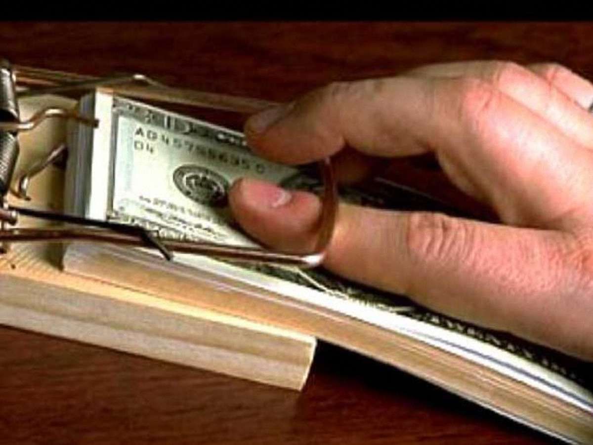 З тернополянина стягнуть у дохід держави $5 тис. хабара 