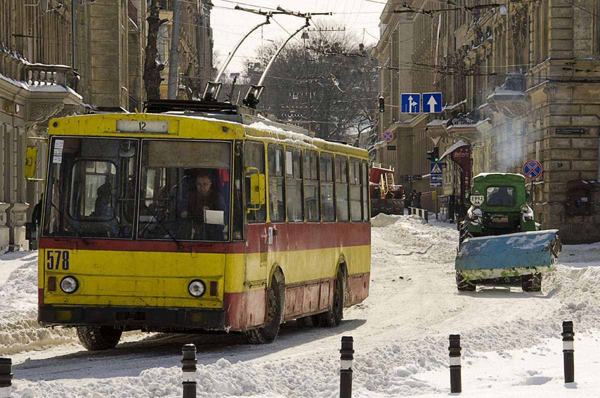 У Львові відновили рух тролейбусів по вул. Антоновича
