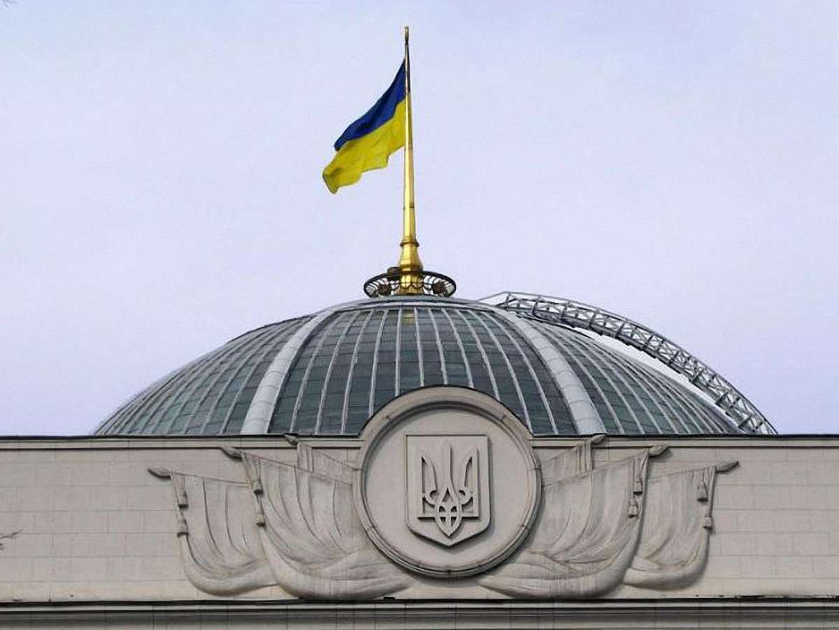 Два нардепи на зміну Власенку й Веревському прийняли присягу