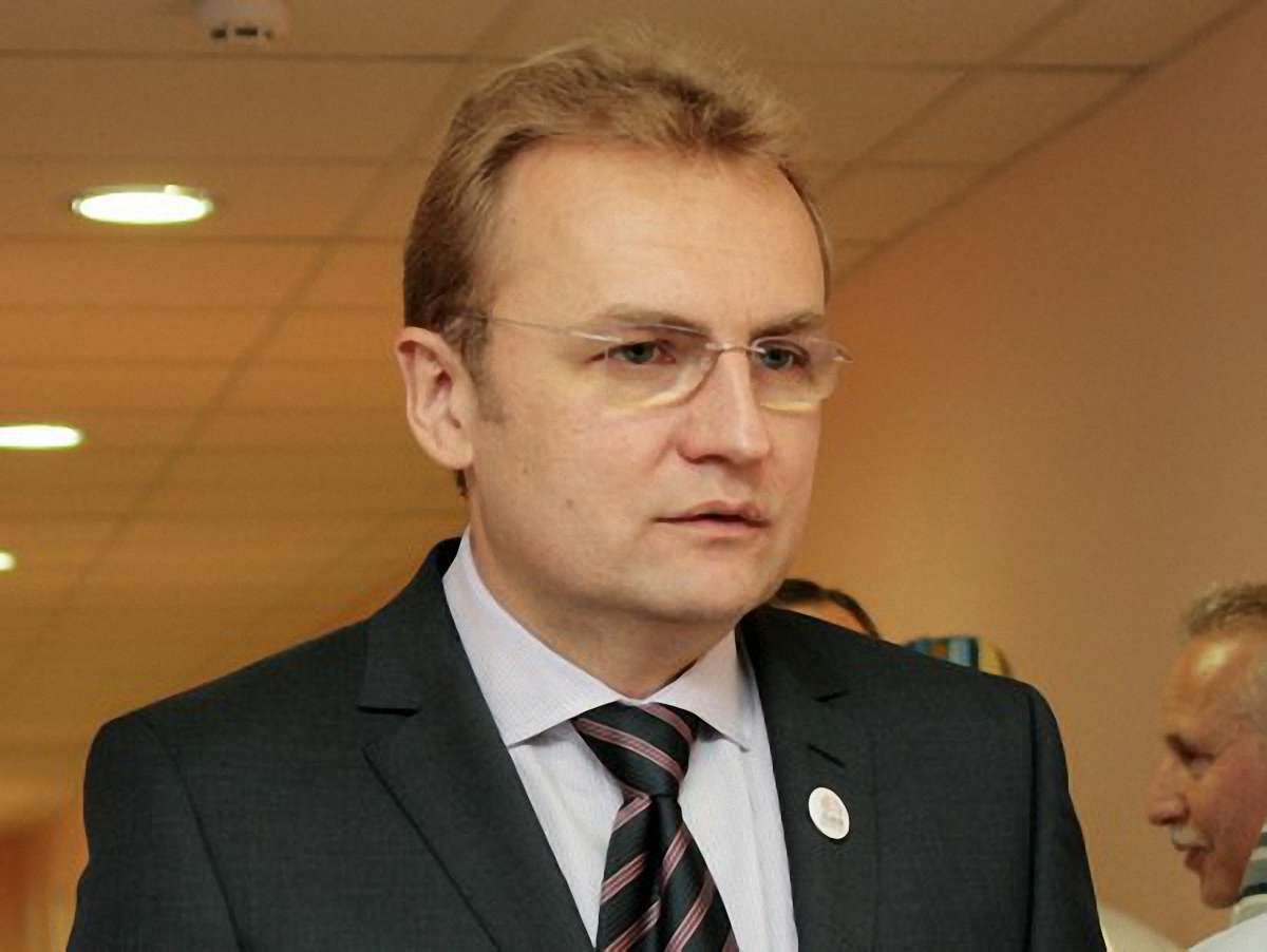 Садовий звернеться до міністра через гуртожиток, зданий під заставу