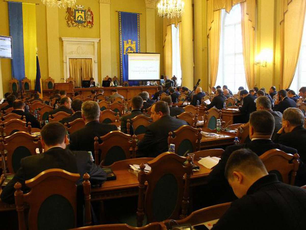 У Львові розроблять механізм обмеження реклами алкоголю в ЗМІ