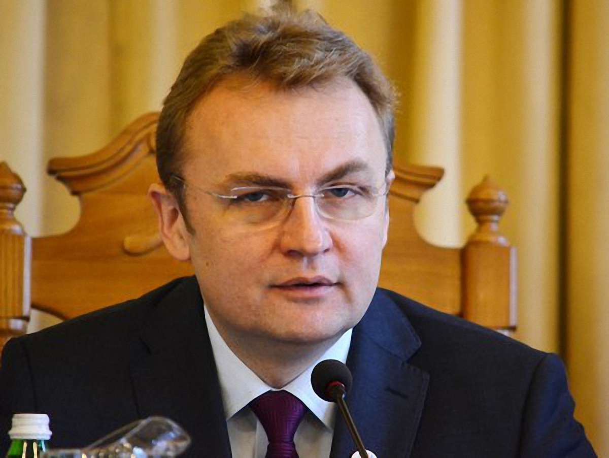 Питання МАФів треба вирішувати у межах законодавства, - Садовий