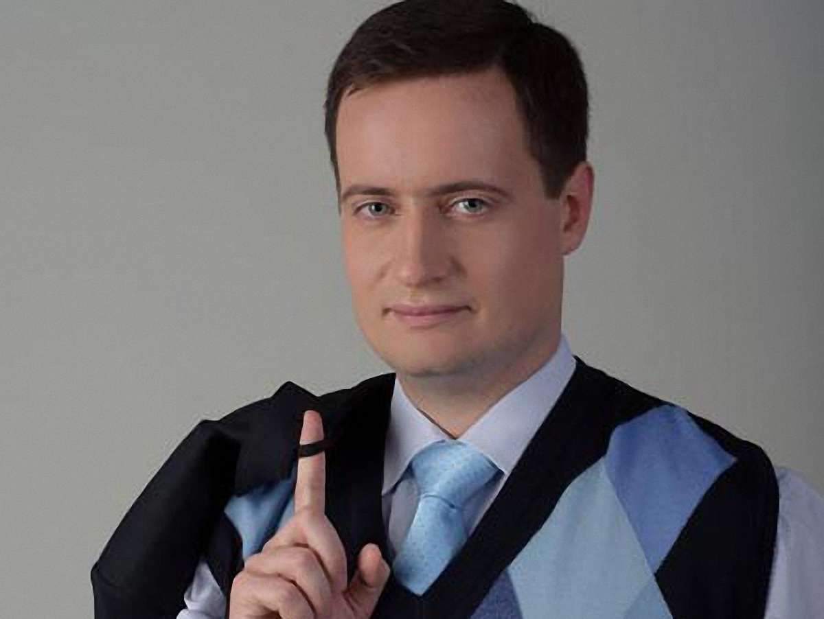 Одеситам наказали вилучити з бібліотек Бандеру та Шухевича, – УДАР