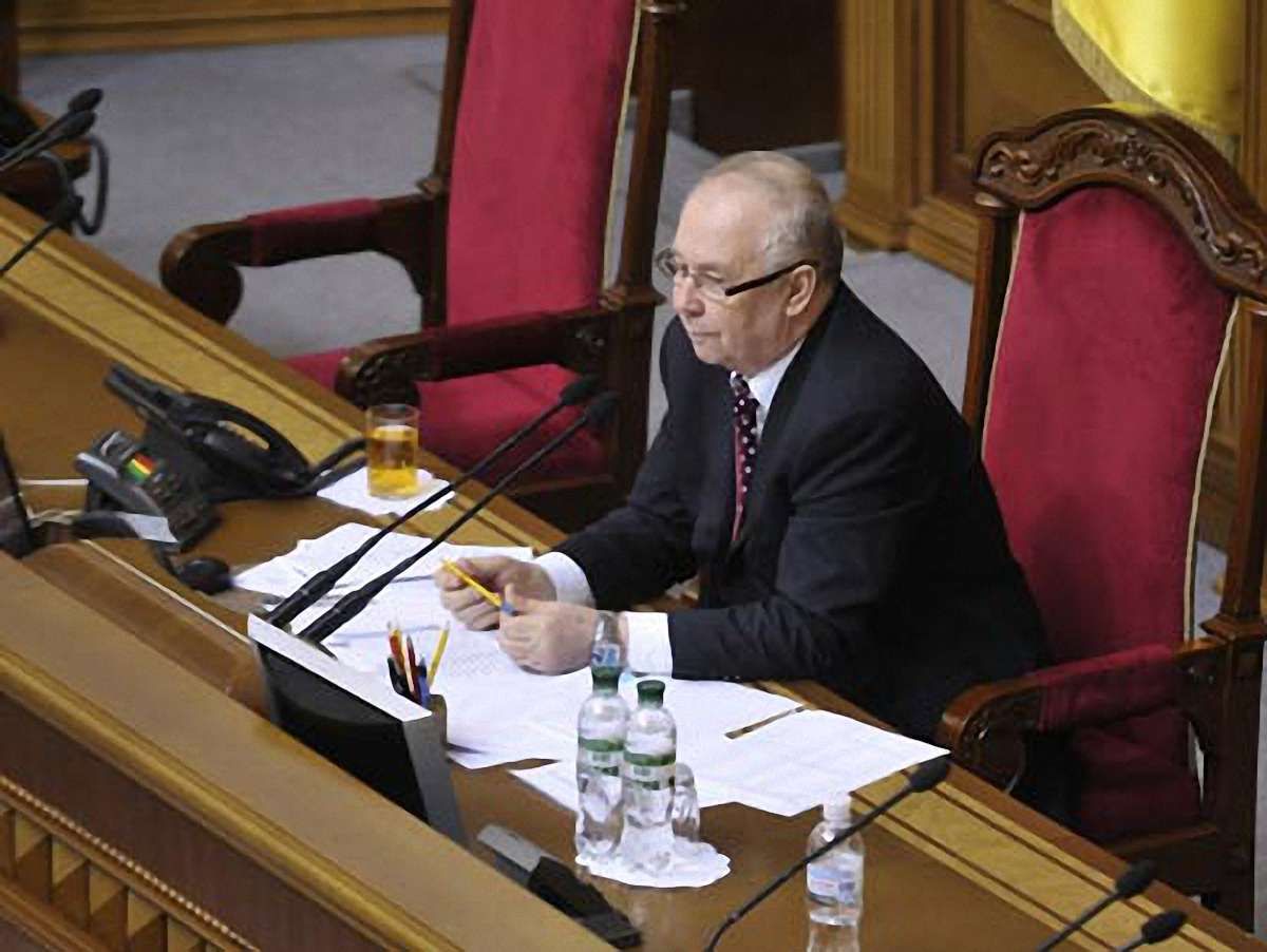 Рибак обіцяє завтра розглянути дату виборів у Києві