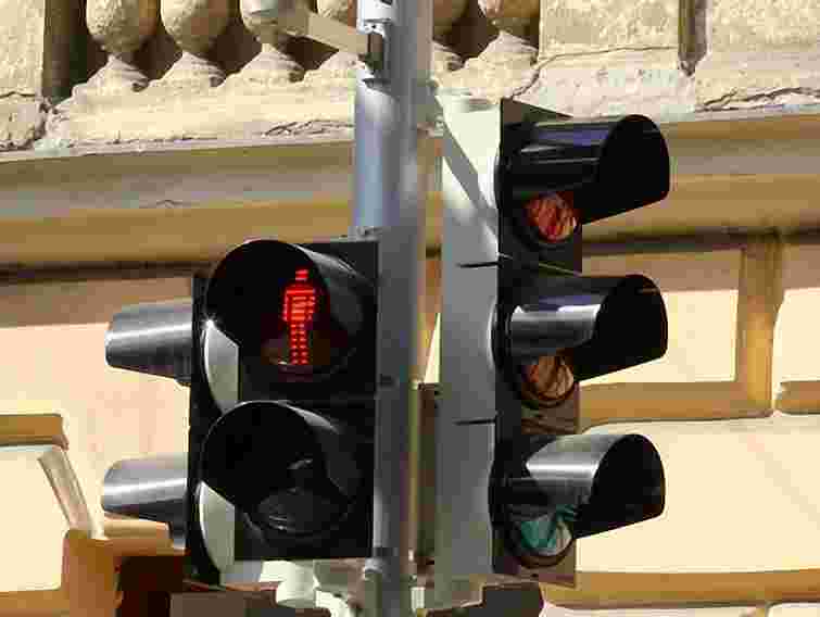 Світлофори на пр. Свободи увімкнуть до кінця дня, ‒ Львівобленерго