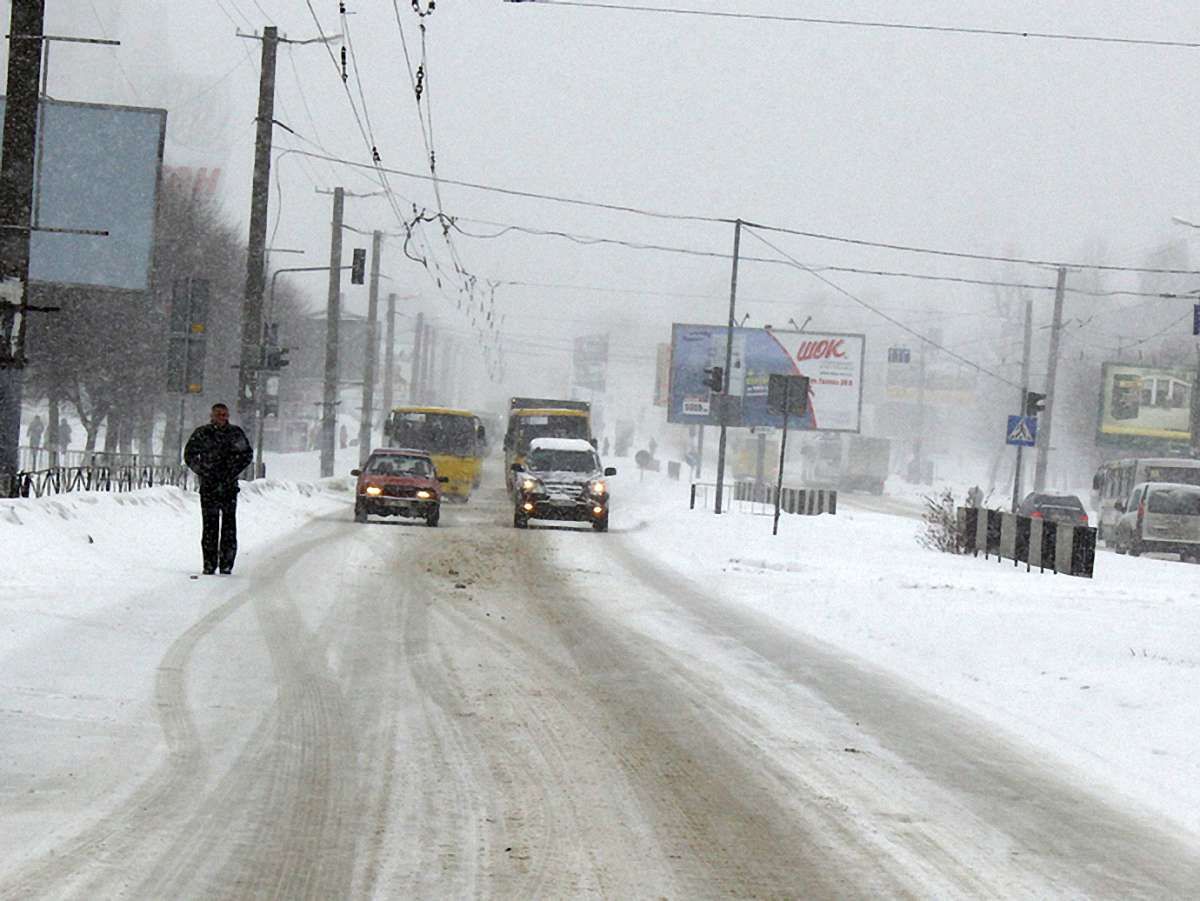 Львівські таксисти через негоду підняли тарифи