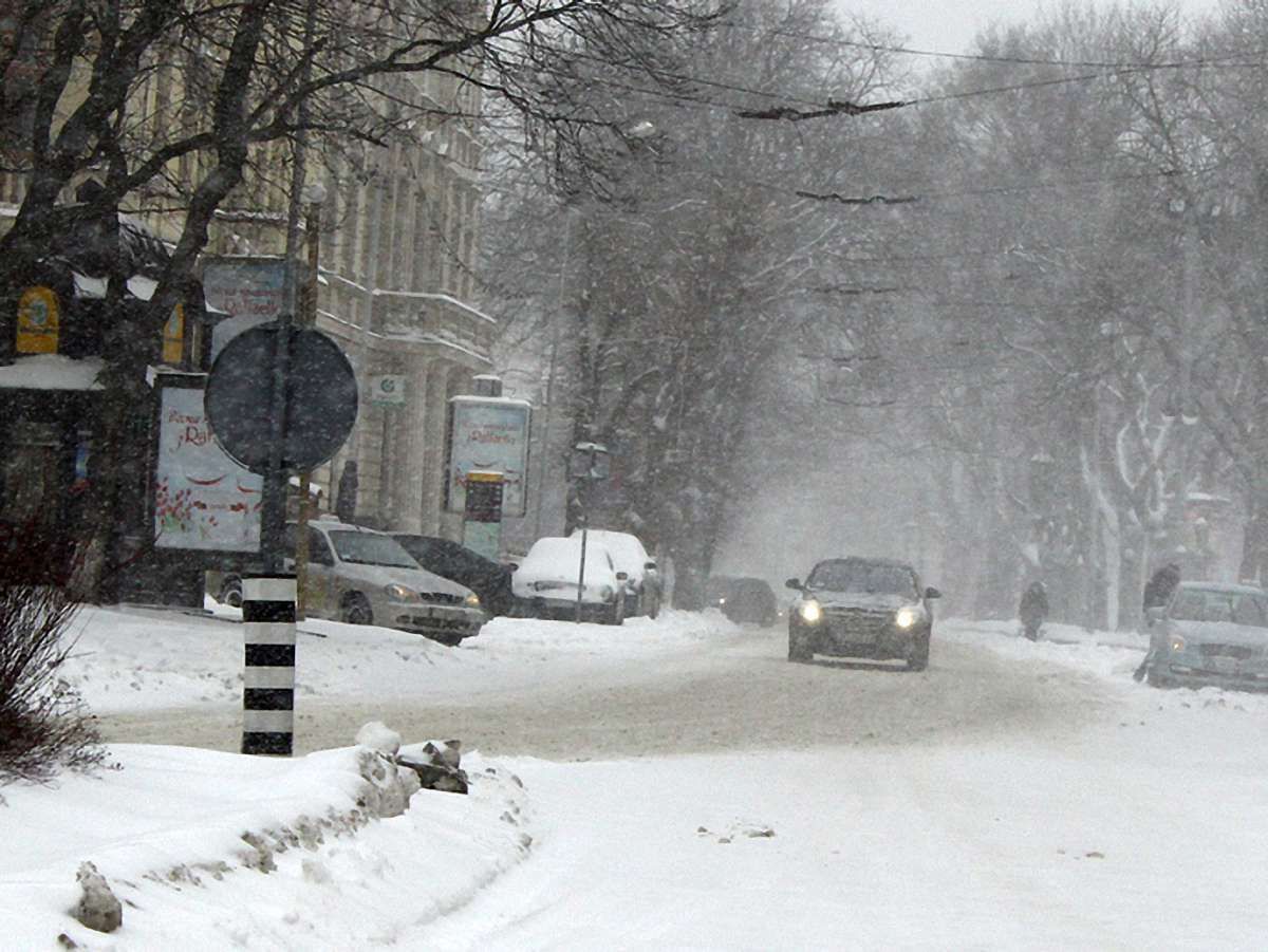 Зима не відпускатиме Львів до кінця березня