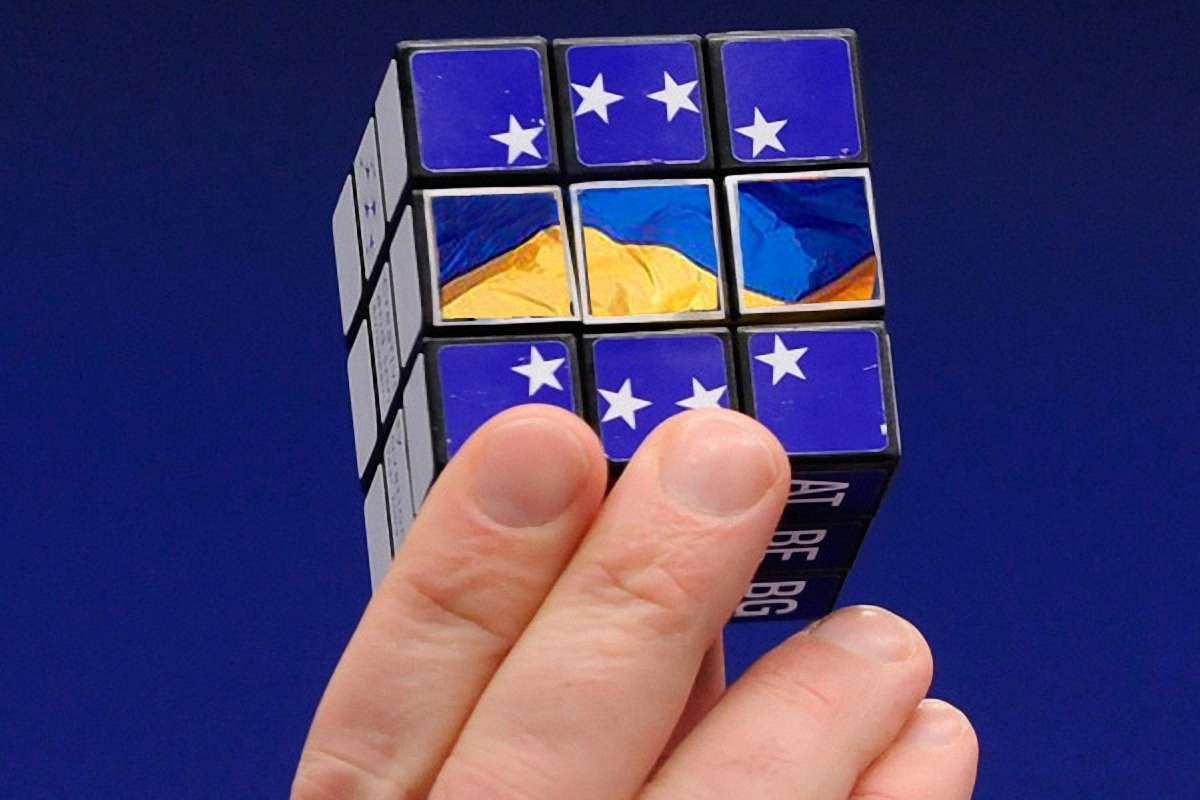 Україна марно надіється, що в час кризи ЄС відійде від демократії, - політик
