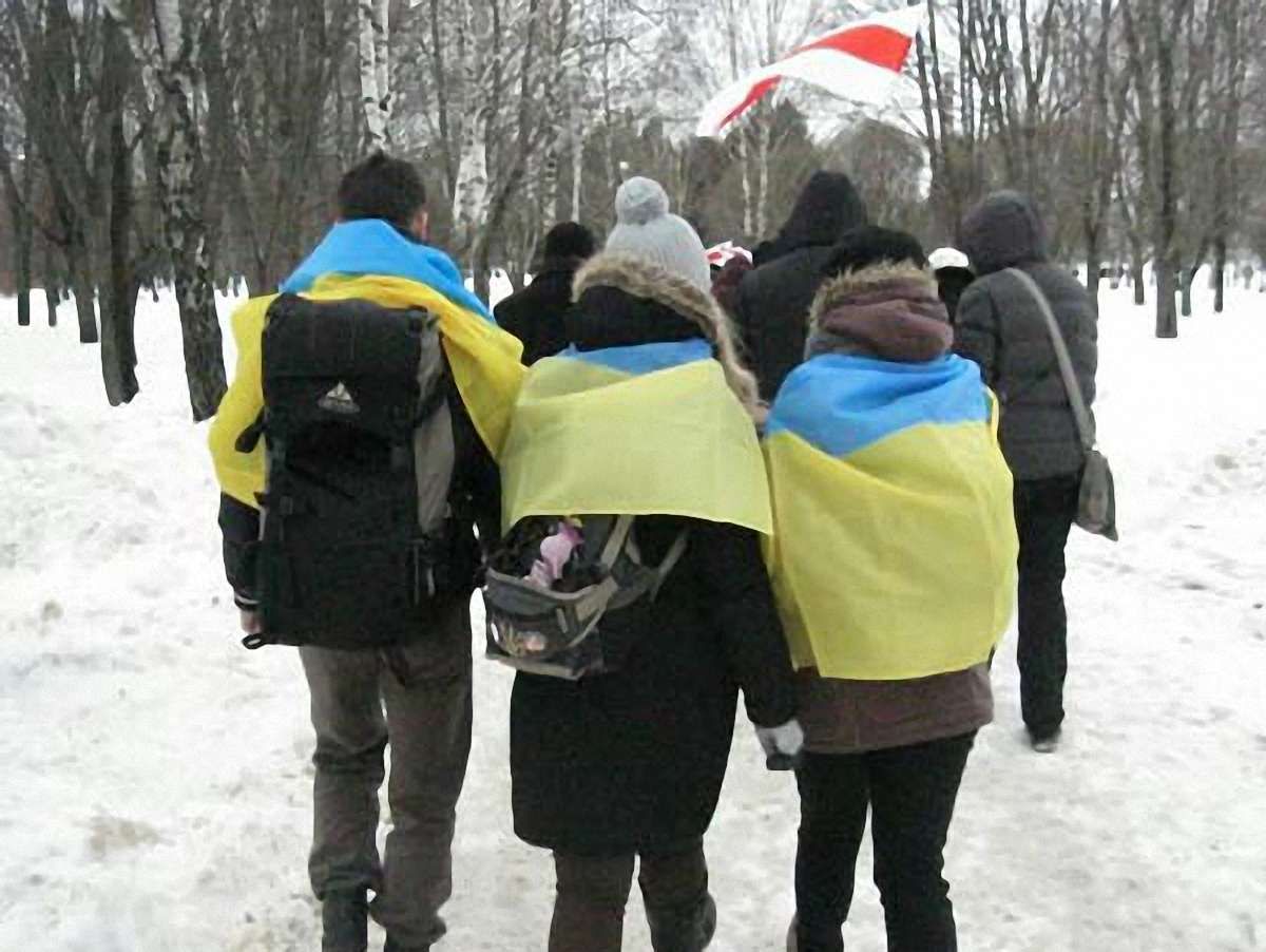 У Мінську затримали трьох українців, - МЗС