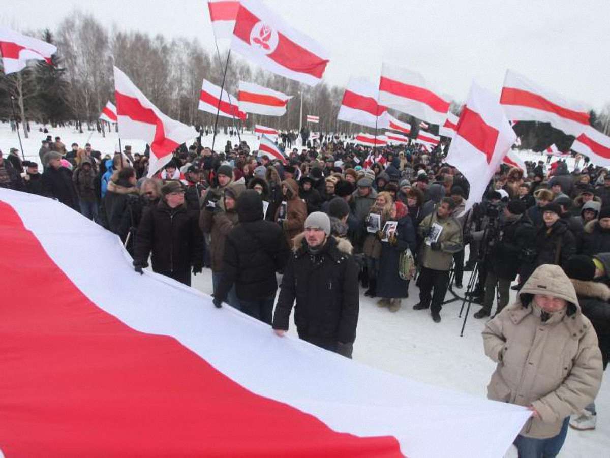 У Білорусі українські активісти відсиділи добу за участь у мітингу