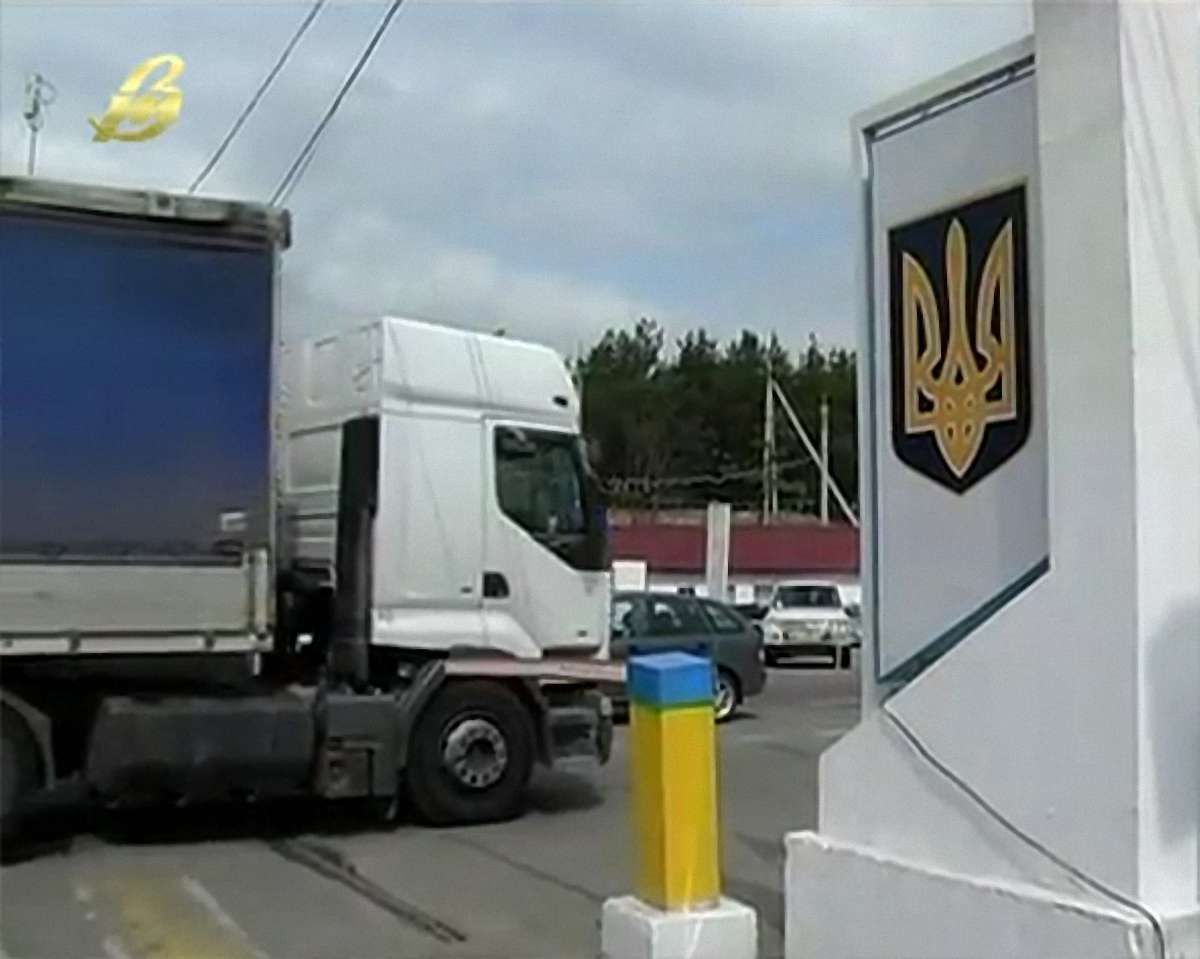 В уряді придумали, як найшвидше розмитнювати гуманітарні вантажі
