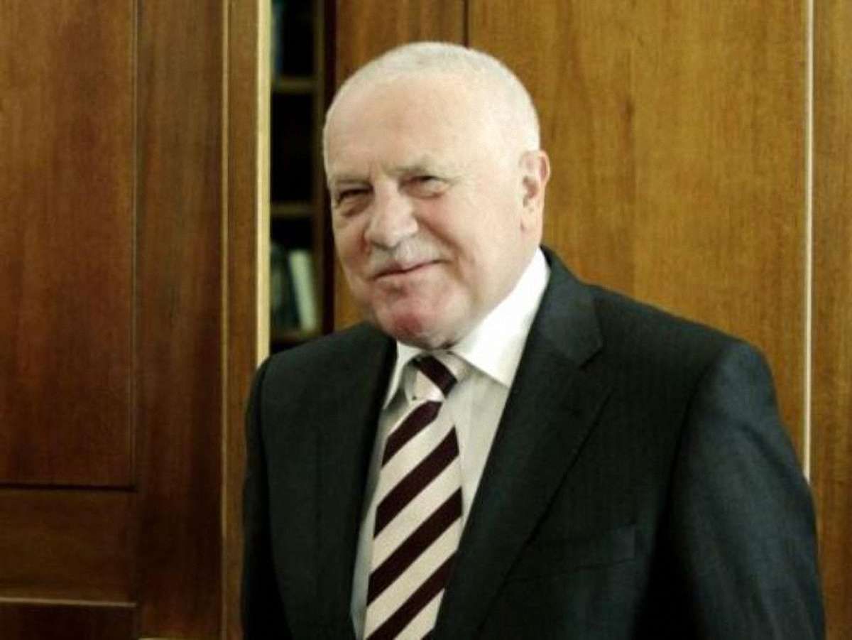 Суд не підтримав звинувачення екс-президента Чехії у зраді