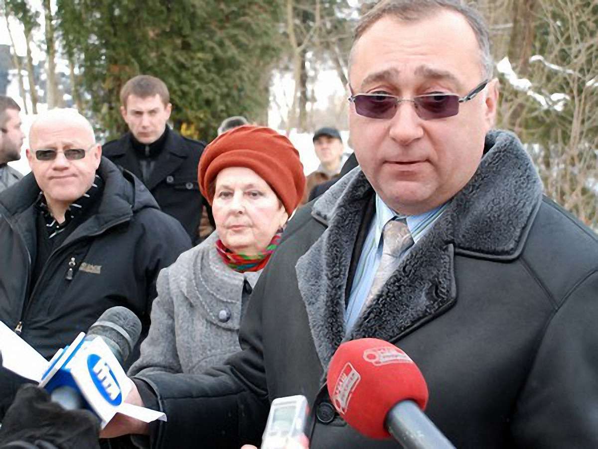 Чиновники скаржаться, що не мають впливу на бездозвільне будівництво