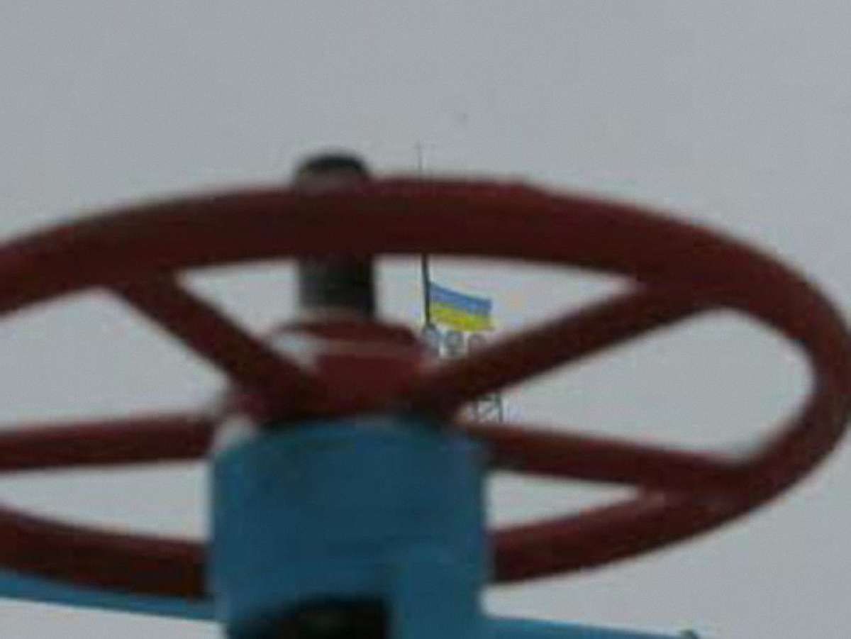 Україна почала імпортувати газ з Європи через Угорщину, – Азаров
