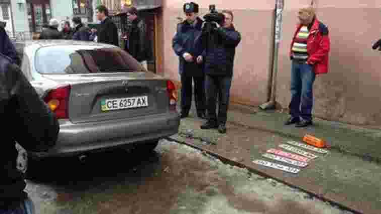 Міліція заявляє, що не стежила за Яценюком у Чернівцях