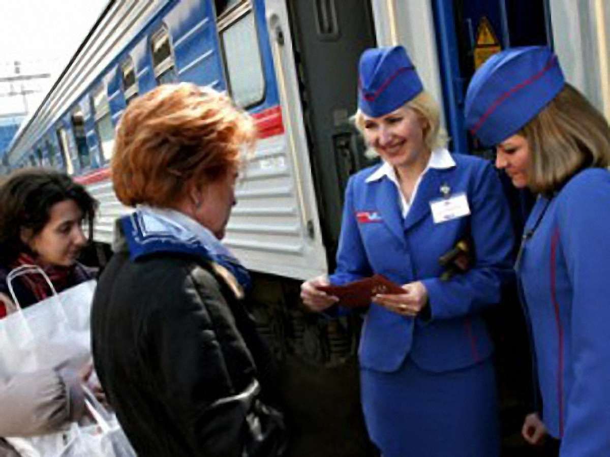 Від суботи залізничники продаватимуть іменні квитки на потяги