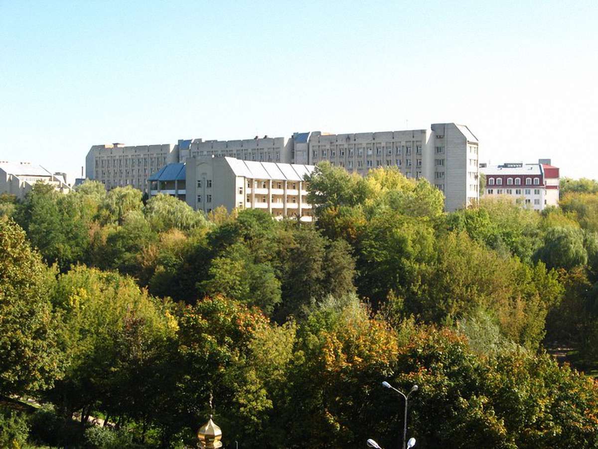 У Львові обговорюють відкриття маршруту до лікарні на Орлика