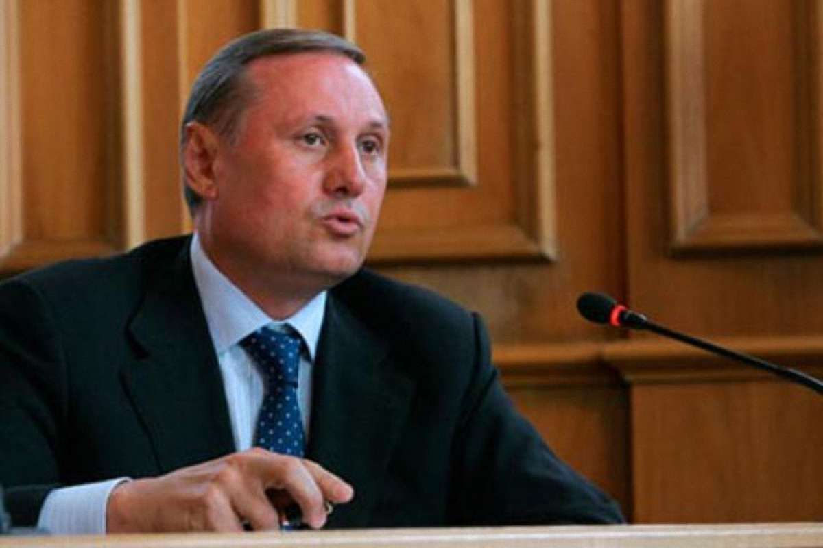Єфремов назвав опозицію хуліганами і натякнув на Раду з мажоритарників