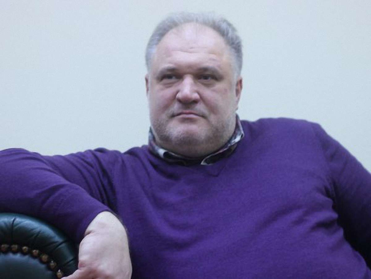 Гасло опозиції про відставку президента виглядає комічно, - політолог