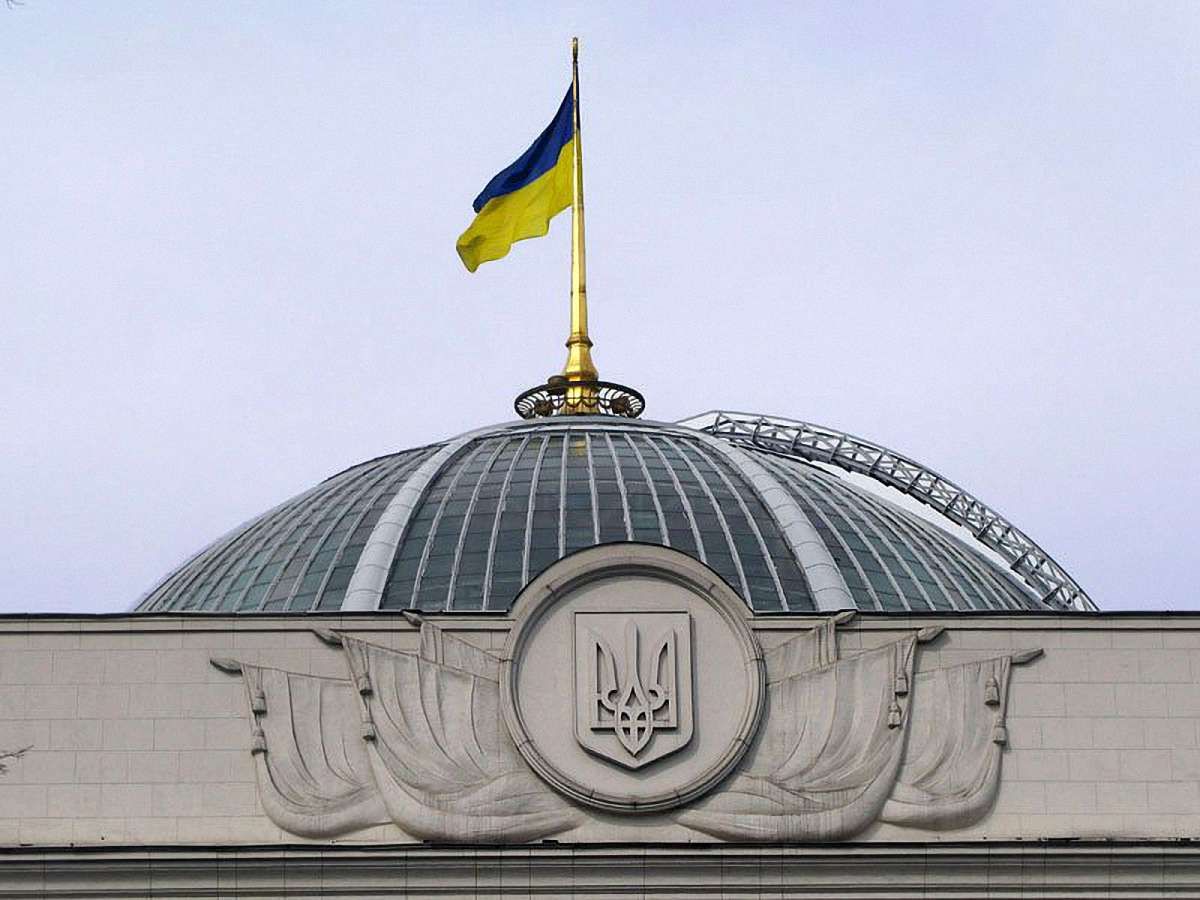 Комітети ВР розглянуть проект постанови про недовіру Азарову, - Яценюк