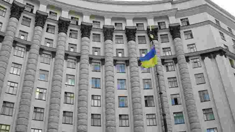 Уряду Азарова висловили недовіру 4 парламентські комітети