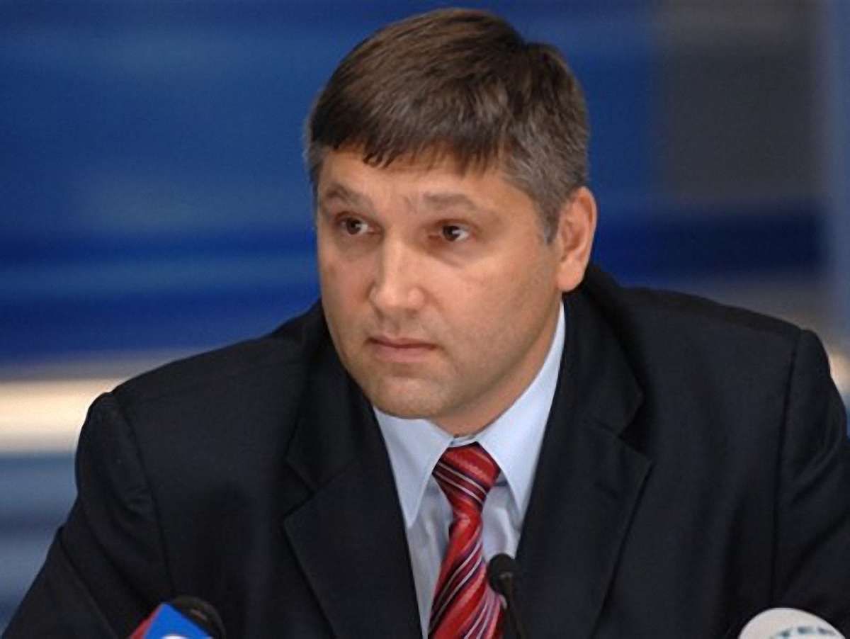 Янукович підпише закони, прийняті на виїзному засіданні, – Мірошниченко