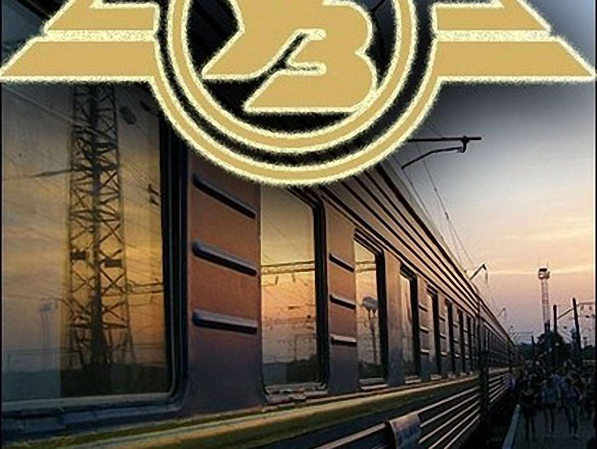 На Великодні та травневі свята призначили 15 додаткових потягів