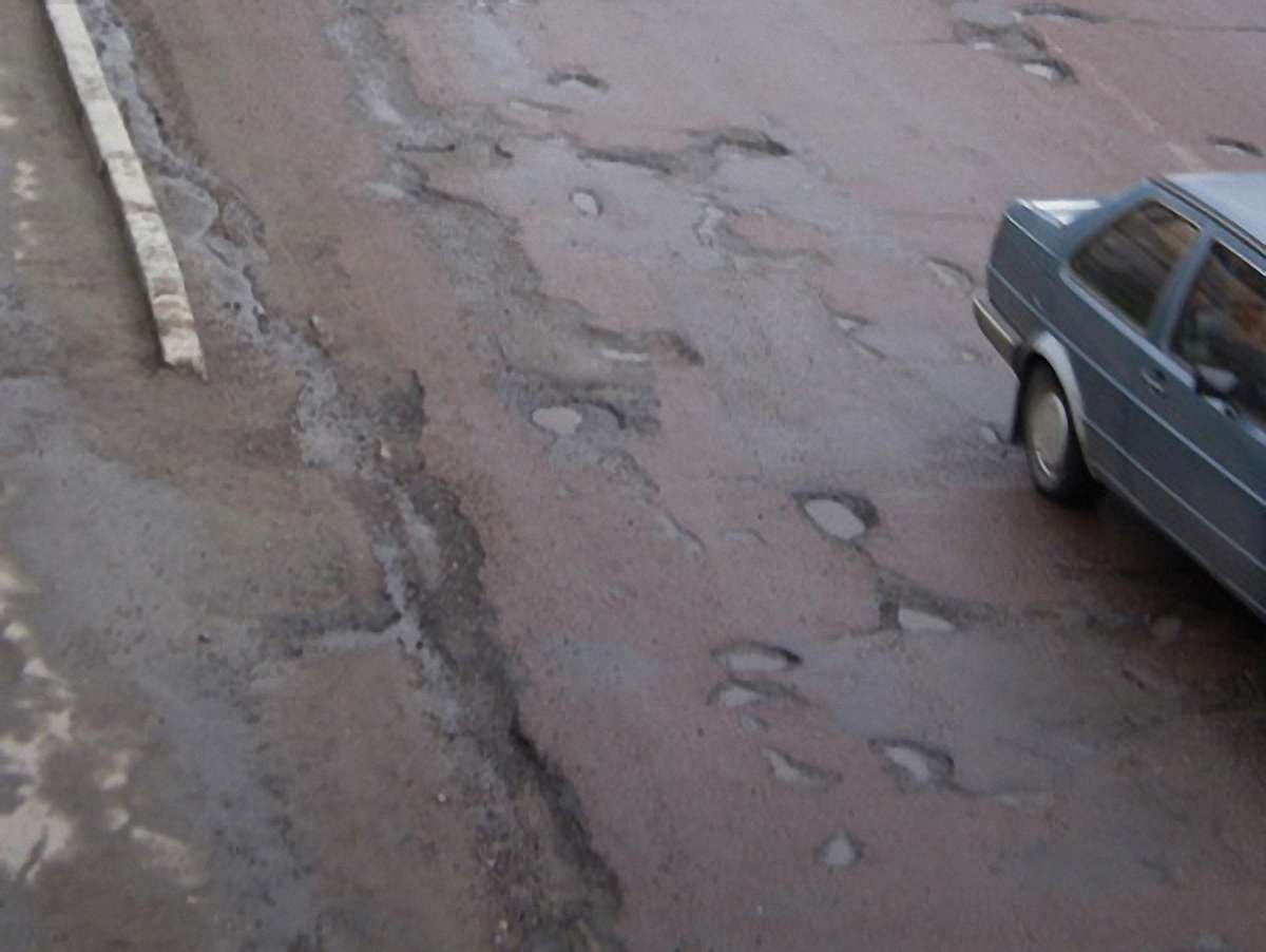 Водії вимагають відремонтувати дорогу Львів-Шегині