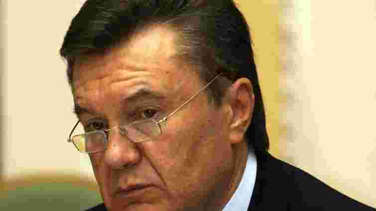 Янукович доручив невідкладно розглянути помилування Луценка і Філіпчука