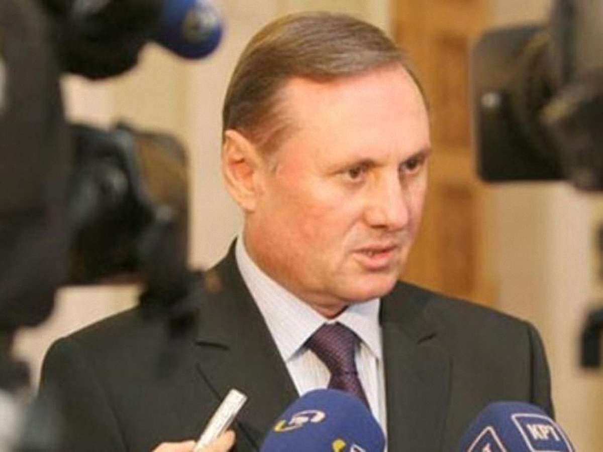 Помилування Луценка підтримує більшість суспільства, – Єфремов