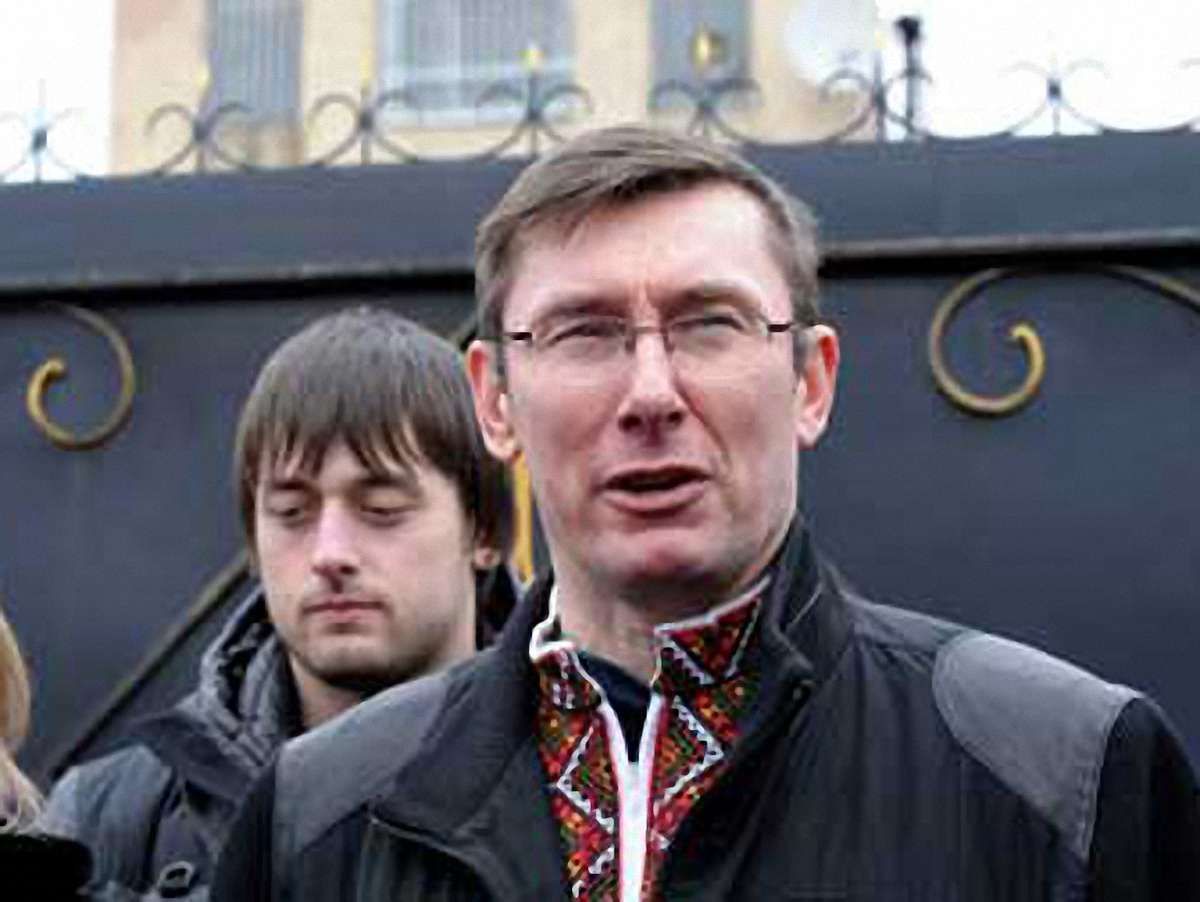 Луценко: Янукович не ставив ніяких умов для звільнення