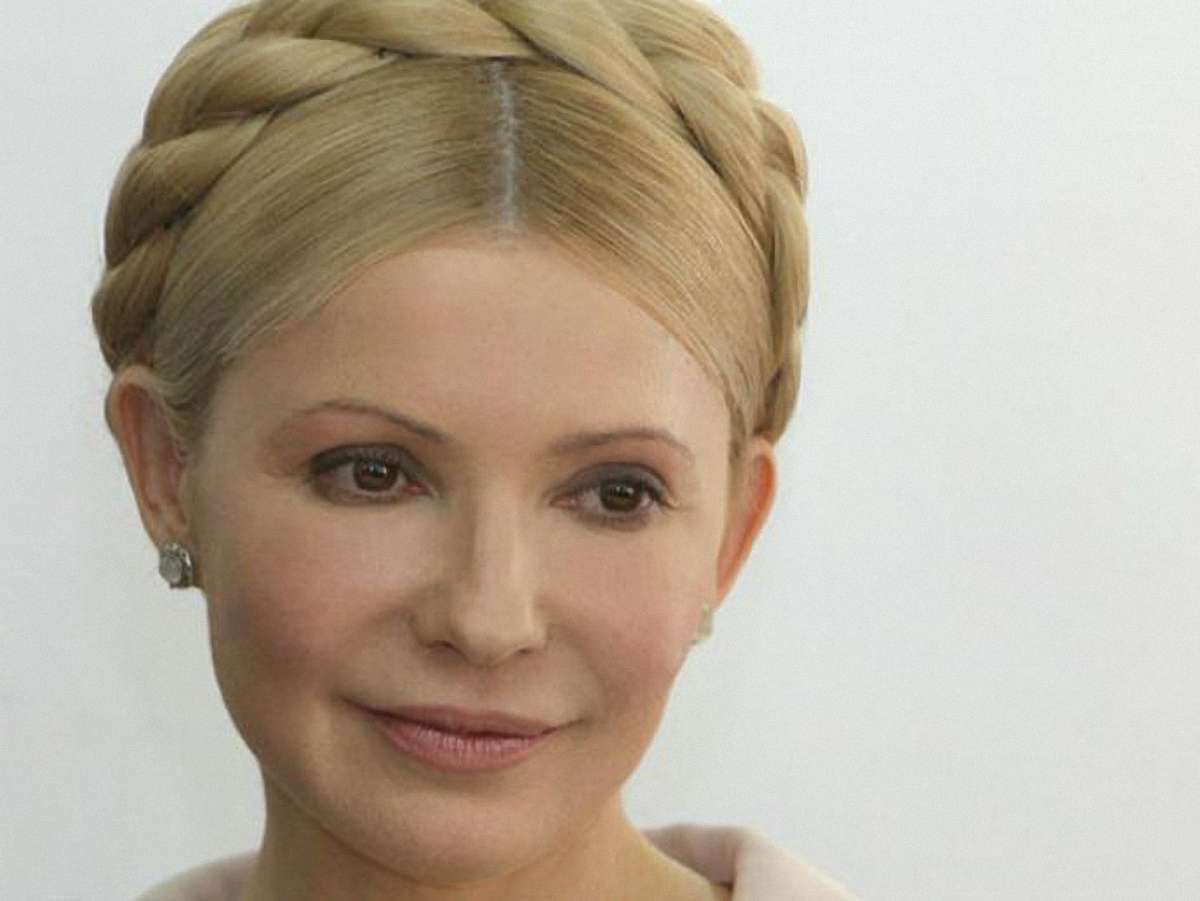 Захист просить Януковича помилувати Тимошенко