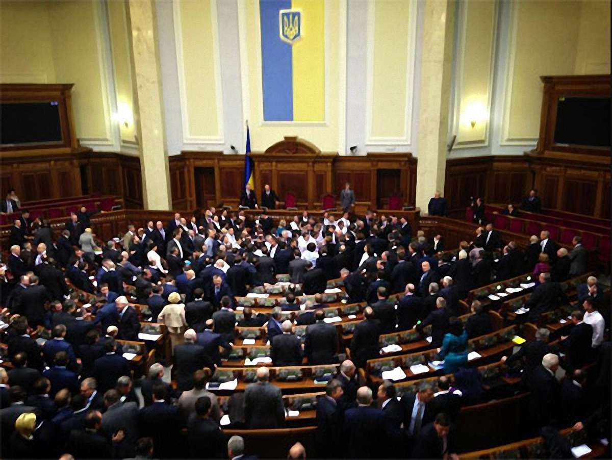 Опозиція має забезпечити роботу парламенту заради ЄС, - політолог