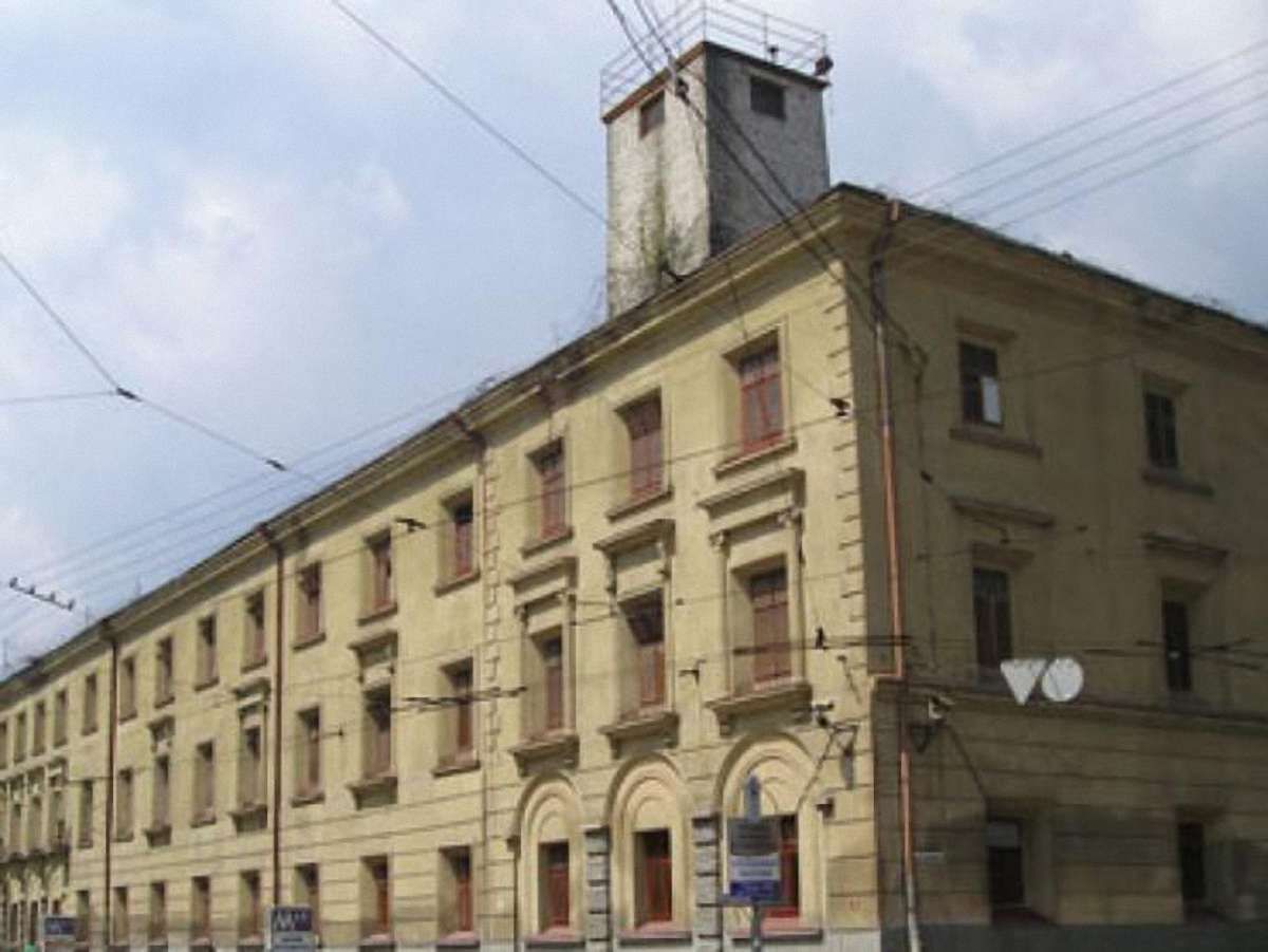 Темрява, щурі, грибок на стінах, - моніторинг Львівського СІЗО