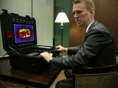 Навальний і «кнопка»