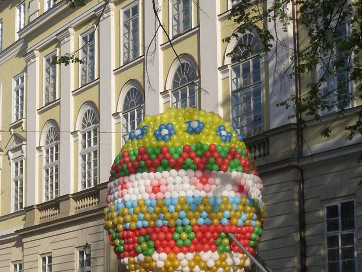У Львові створять 3-метрову великодню аеро-писанку