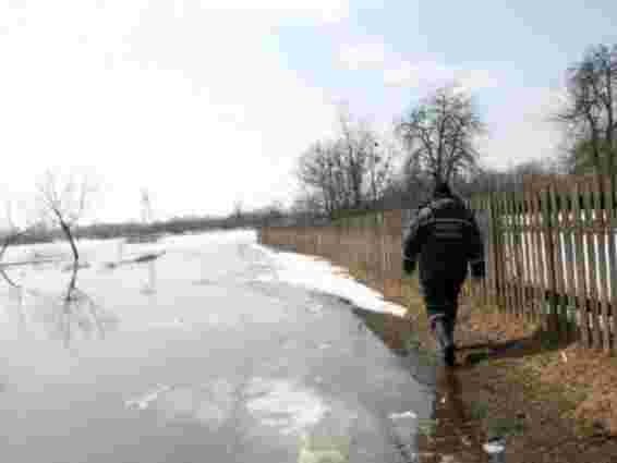 В Україні через підтоплення не можна проїхати до 7 сіл