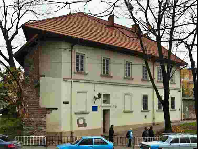 У власність Львова передадуть приміщення на Валовій, 20